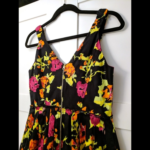 NWT Kay Unger Fit & Flare Neon Black Floral Dress - Size 6 - Picture 5 of 8